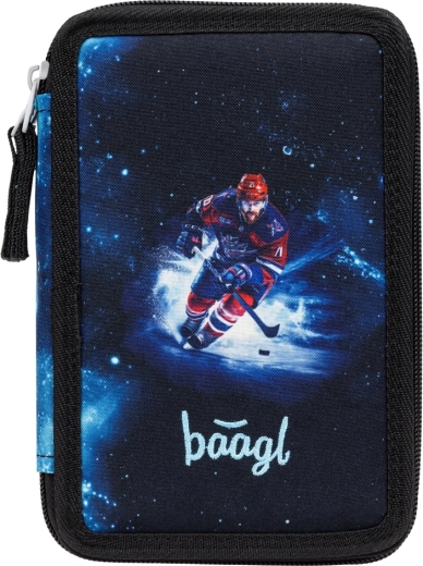 Tři prostorná patra