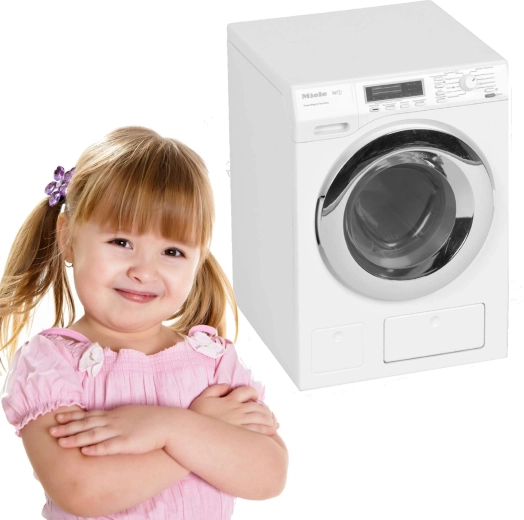 Otevíratelná dvířka a otáčející se buben