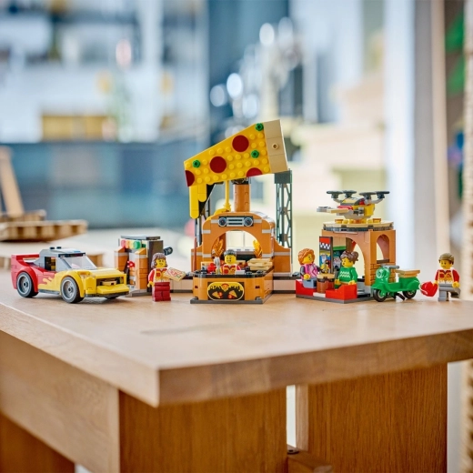 Doplňky a minifigurky pro hru na restauraci