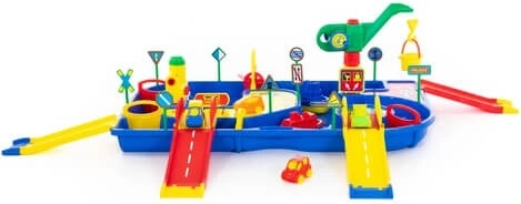 2 loďky a 4 autíčka pro nekonečnou hru