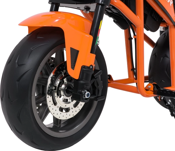 Silný motor a jistý brzdný výkon