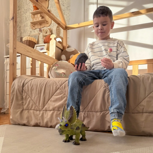 Světla a dinosauří řev