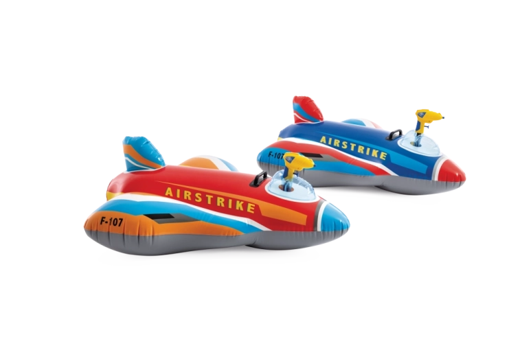 Integrovaná vodní pistole pro akční hru