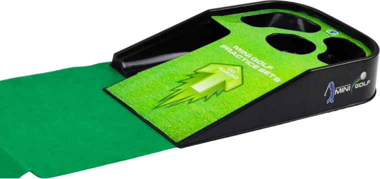 Trénink přesnosti na minigolfové rampě