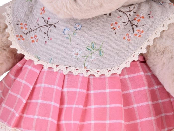 Odnímatelné šaty pro snadnou údržbu