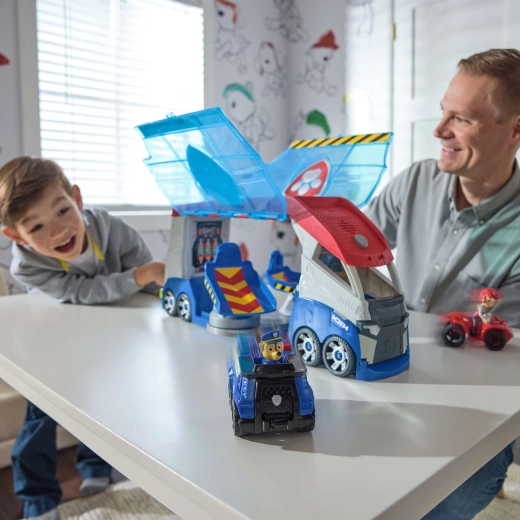 Otevírací patrolér a mobilní základna