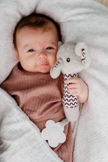 Jemné písknutí pro smyslový rozvoj