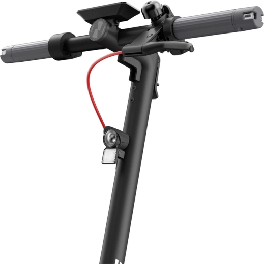 Bezpečí díky duálním brzdám a směrovkám