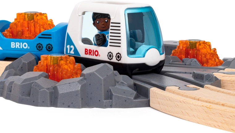 Vesmírný vlak pro přepravu minerálů