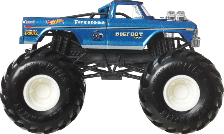 Kovový model v měřítku 1:24