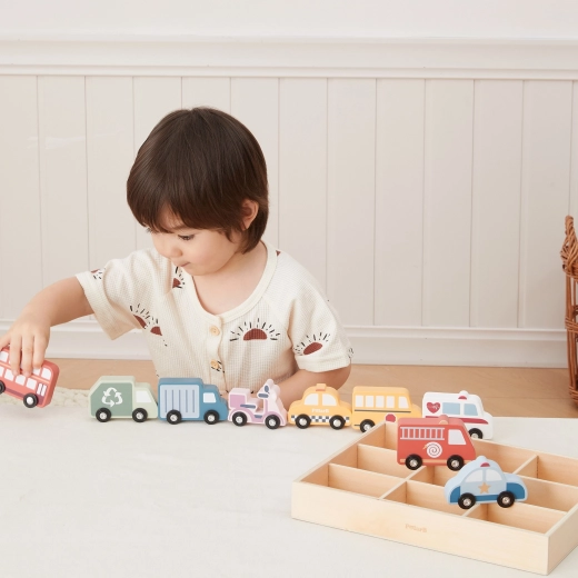 Třídění a ukládání v dřevěném organizéru