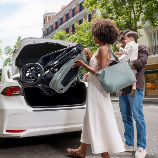 Kompaktní skládání se sedačkou