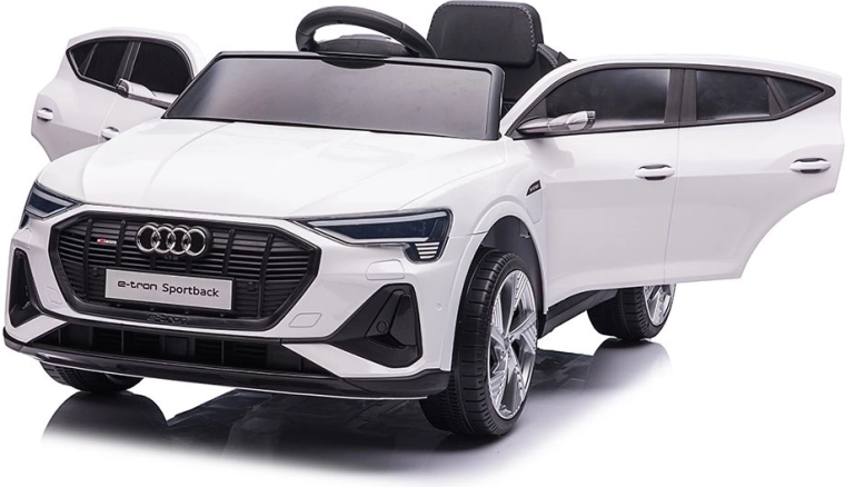 Realistický design AUDI s otevíracími dveřmi