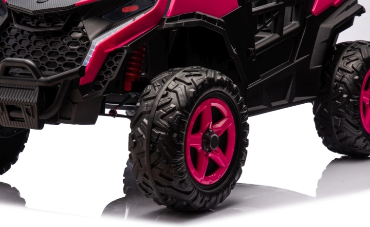 Pohon 4x4 a 4 motory pro lepší trakci