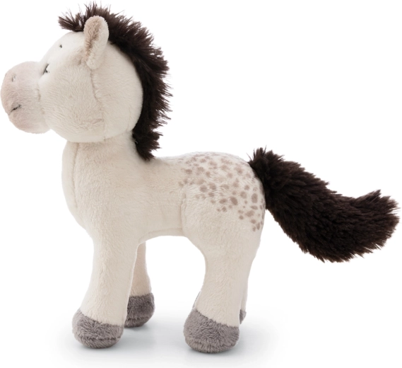 Elegantní vzhled s realistickými prvky