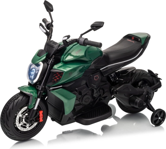 Výkonné motory a plynulý rozjezd