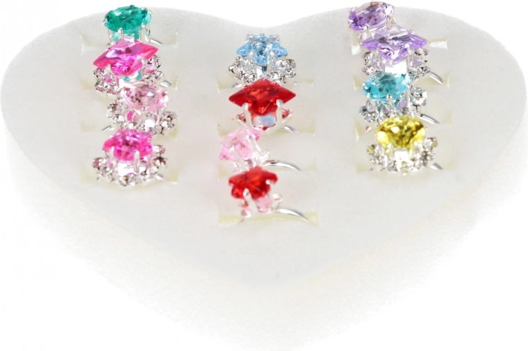 Bohatá sada 12 prstýnků