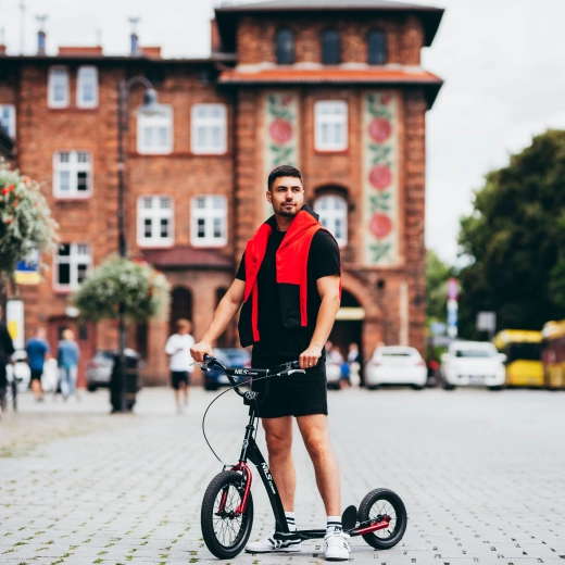 Lehký a odolný hliníkový rám