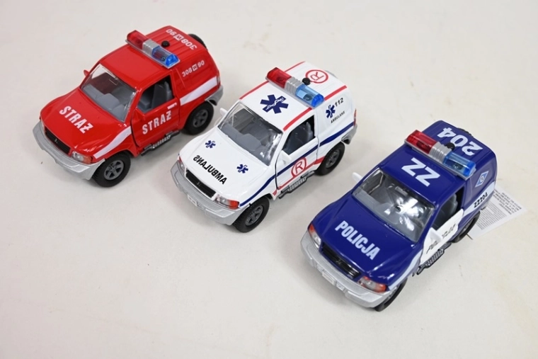 Záchranářské terénní auto se světly a zvuky (policie / záchranka / hasiči)
