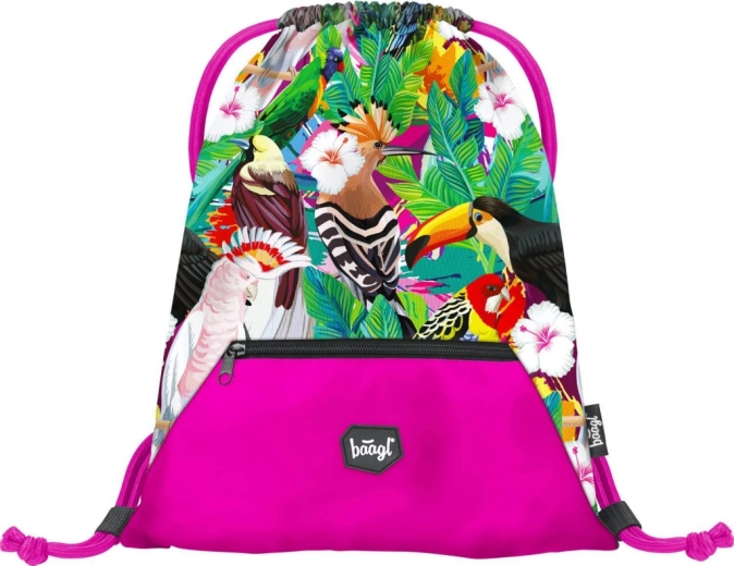 Praktická přední kapsa na zip