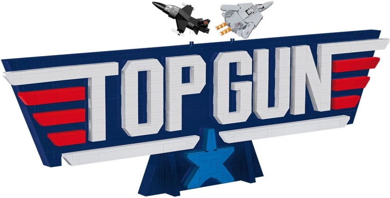 Ikonické 3D logo Top Gun jako výstavní dekorace