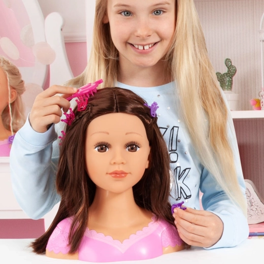 Zábavná hra na salon i líčení