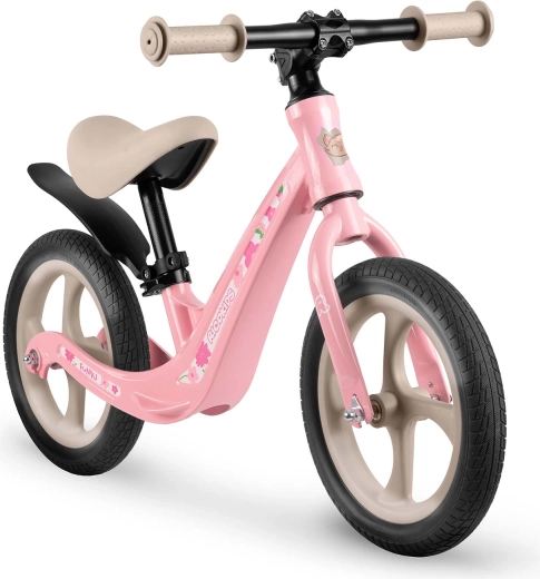 Lehký hořčíkový rám pro snadnou ovladatelnost