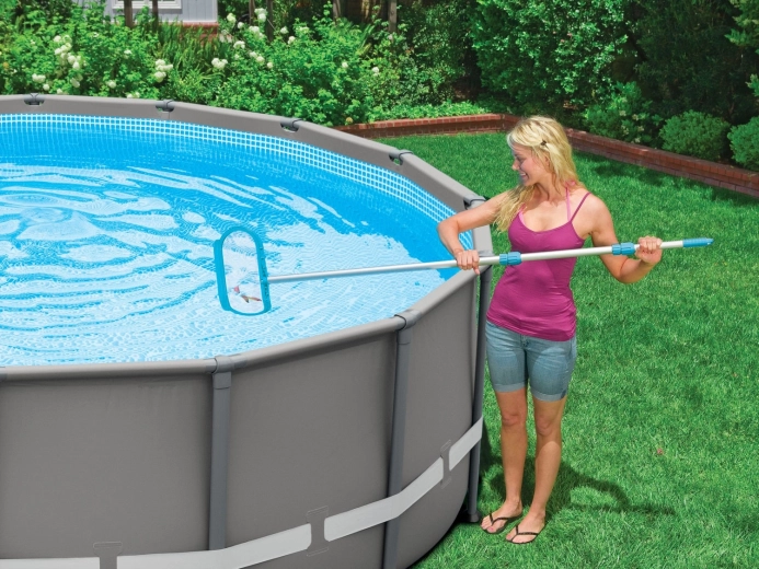 Kompatibilní s teleskopickou tyčí INTEX