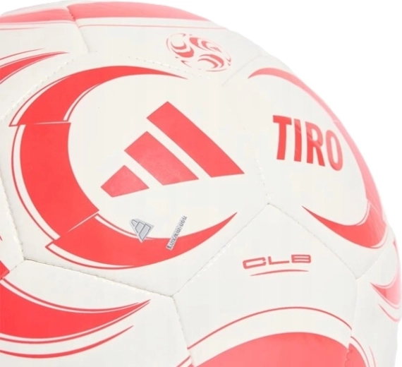 Osvědčený vzhled Adidas Tiro