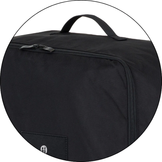 Rychlý přístup díky zipu po celé délce