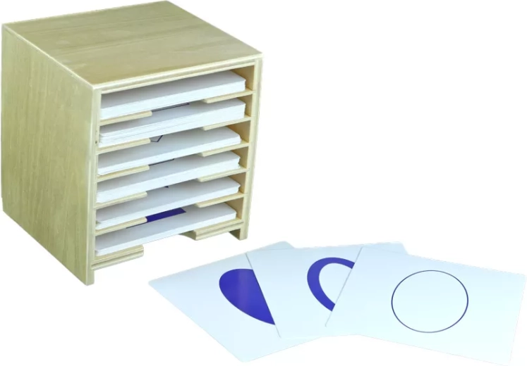 Vhodné pro geometrické karty a Montessori práci