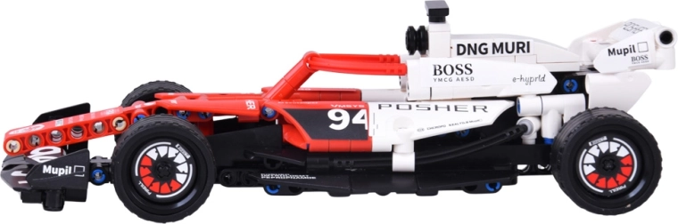 Realistický vzhled se samolepkami