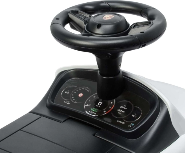 Realistický vzhled Porsche a zábava na volantu