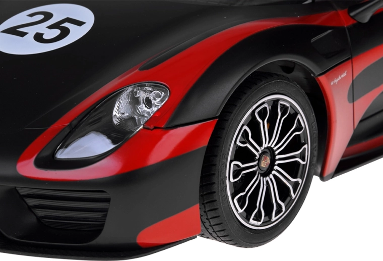 Přilnavé gumové pneumatiky a seřízení sbíhavosti