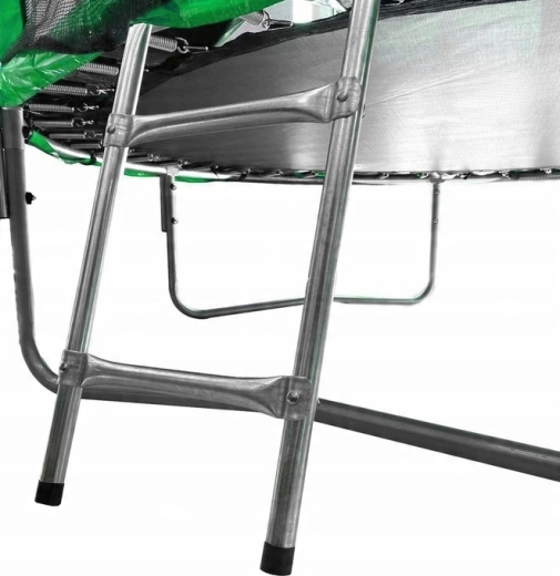 Pohodlný nástup díky žebříku