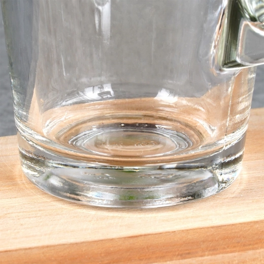 Odolné silnostěnné sklo