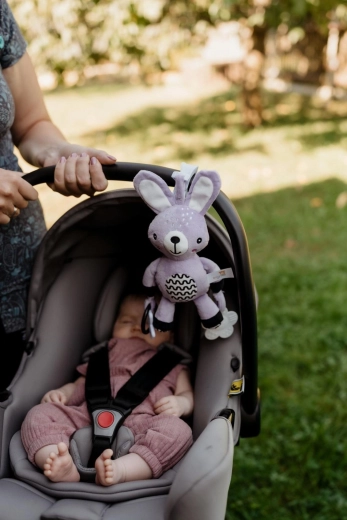 Snadné připnutí kamkoli