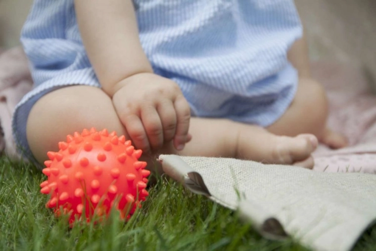 Podpora smyslového vývoje od narození