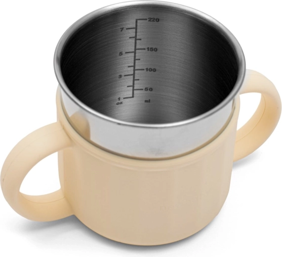 Snadné držení a porce do 220 ml