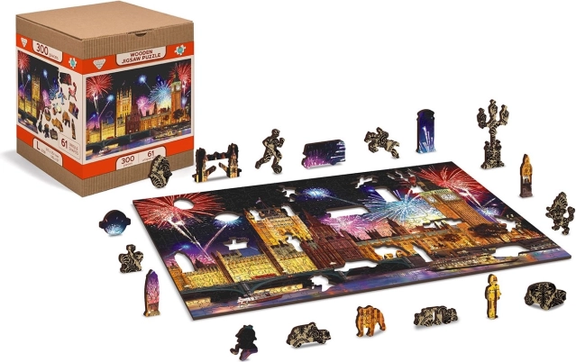 Dřevěné puzzle Londýn v noci s ohňostrojem