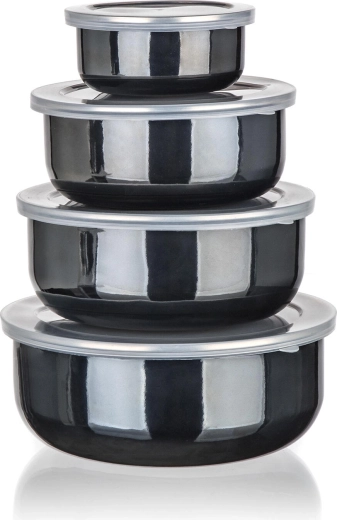 Úspora místa díky stohovatelnému designu