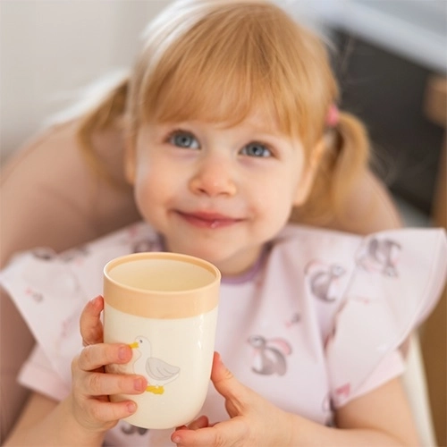 Otevřený kelímek podporuje zdravý vývoj