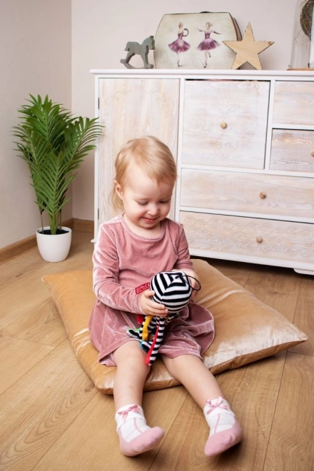 Poutko pro snadné zavěšení na kočárek či postýlku