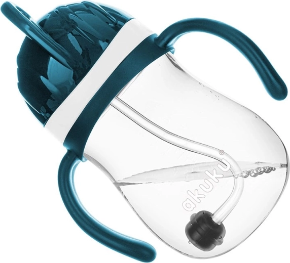 Pije z každého úhlu díky váženému brčku