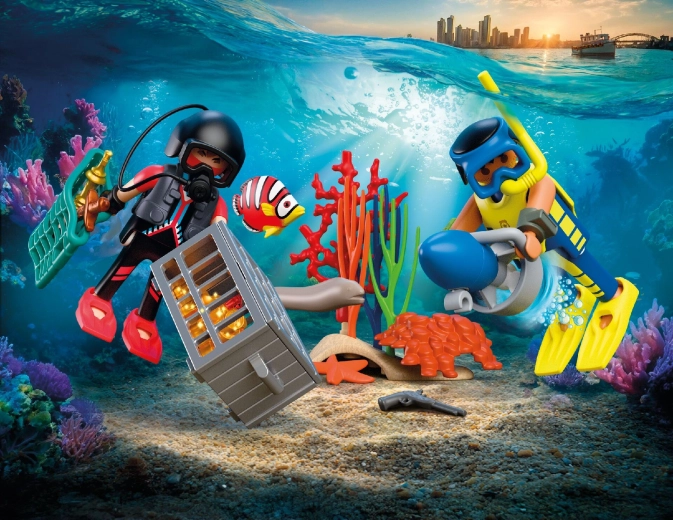 Akční podmořská honička se skútru