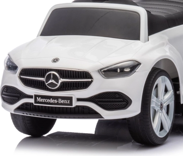Realistické detaily ve stylu MERCEDES