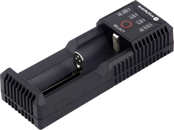 Univerzální nabíječka EVERACTIVE UC-100C s funkcí powerbank pro Li-ion a Ni-MH