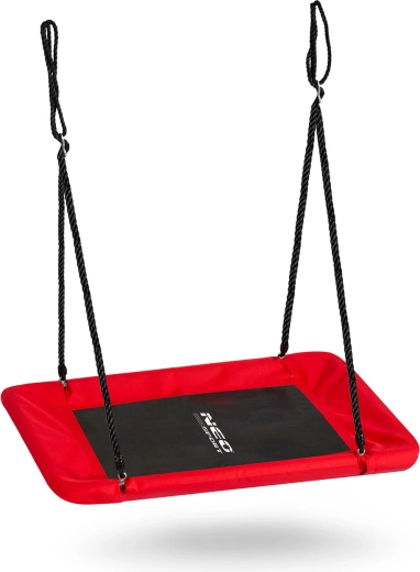 Silná ocelová konstrukce s měkkým pěnovým opláštěním