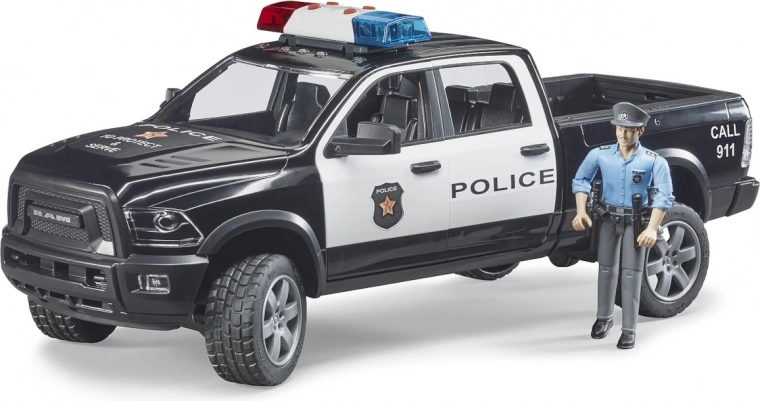 bruder policejní terénní pick-up ram s policistou