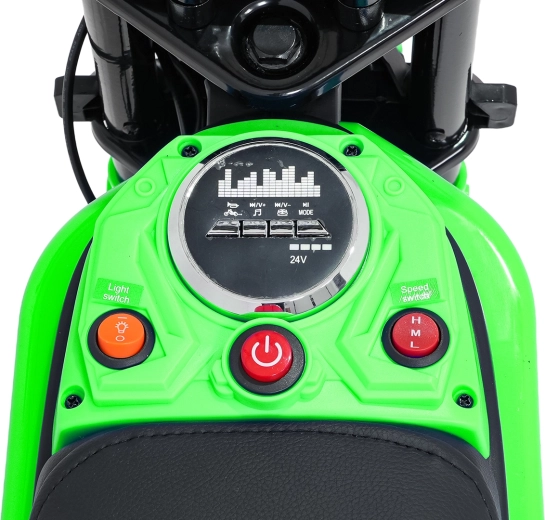 Chytré ovládání: 3 rychlosti, LED světla a Bluetooth